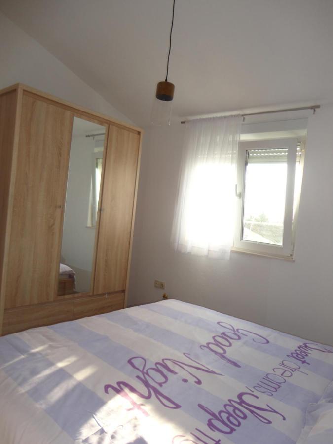 Apartman Bozic Apartment Kastel Stafilic ภายนอก รูปภาพ